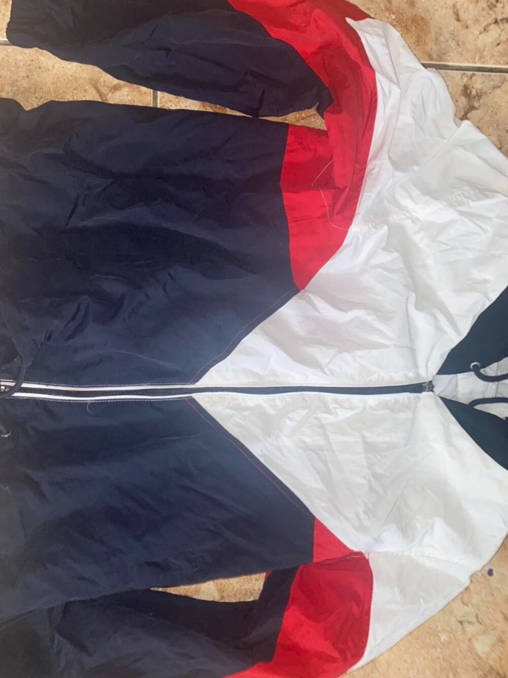 red, white and blue windbreaker (very roomy size M or L #preppy #windbreaker